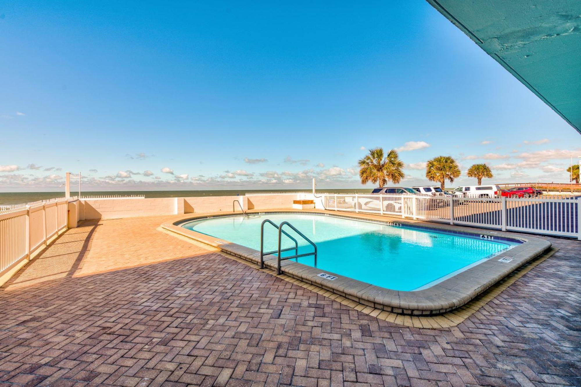 Sunset Chateau 409 St. Pete Beach Ngoại thất bức ảnh